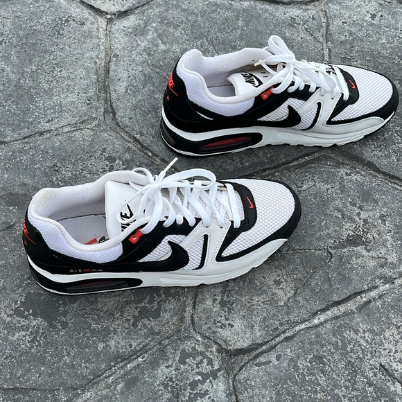 Men’s Nike Air Max size 10.5 Barely Wore - Picture 3 of 8